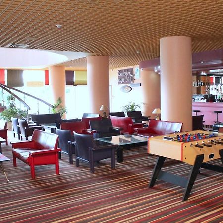 Hotel Mont Febe Яунде Екстер'єр фото
