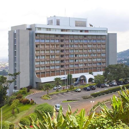 Hotel Mont Febe Яунде Екстер'єр фото